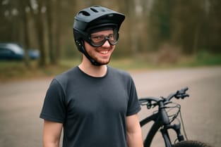 Goggle Compatibility and Visor Fit for MTB Helmets
